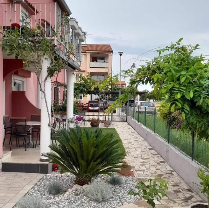 Apartments Dragica بوريتش المظهر الخارجي الصورة