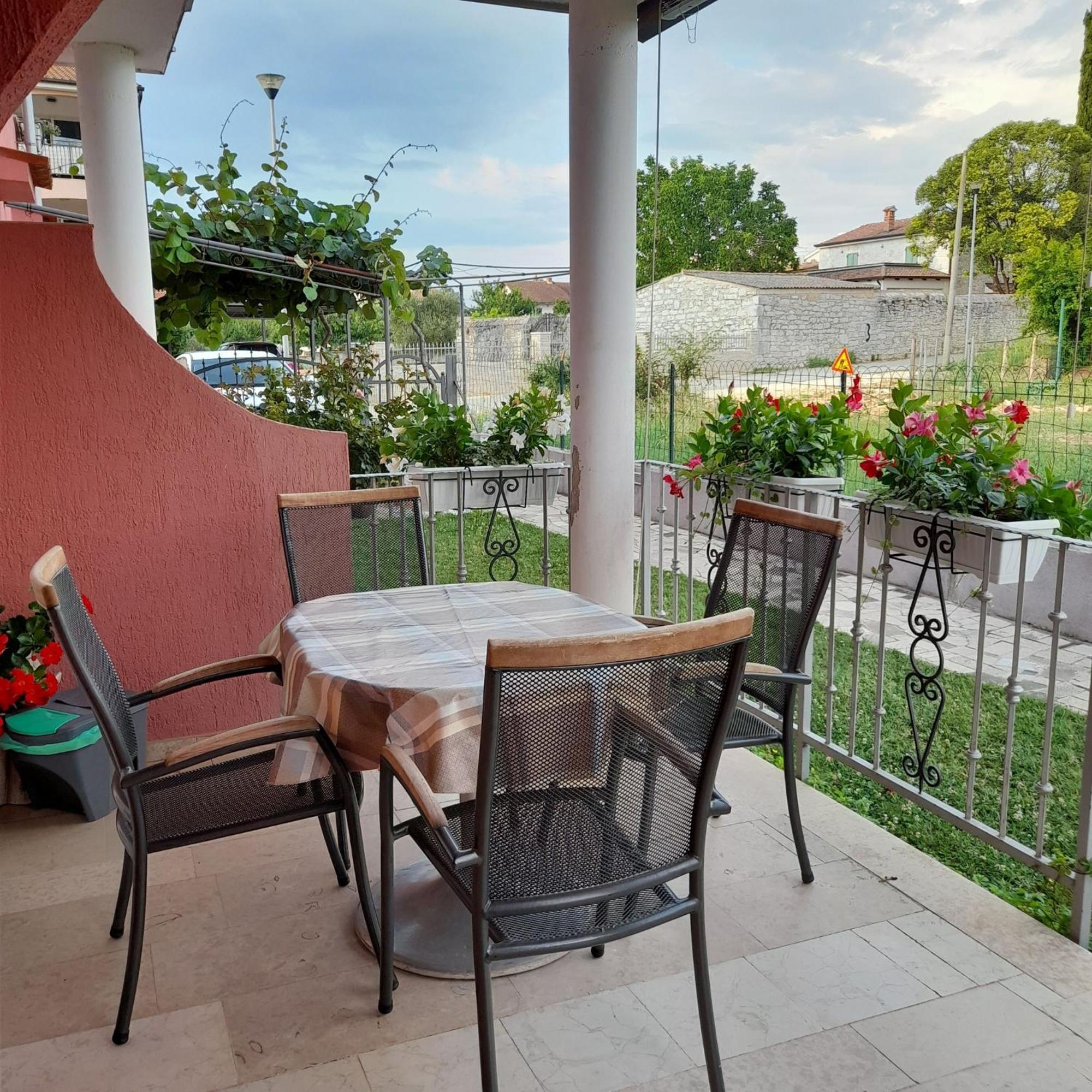 Apartments Dragica بوريتش المظهر الخارجي الصورة